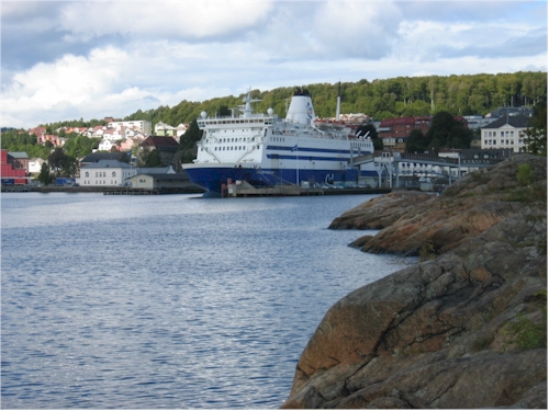 larvik shore